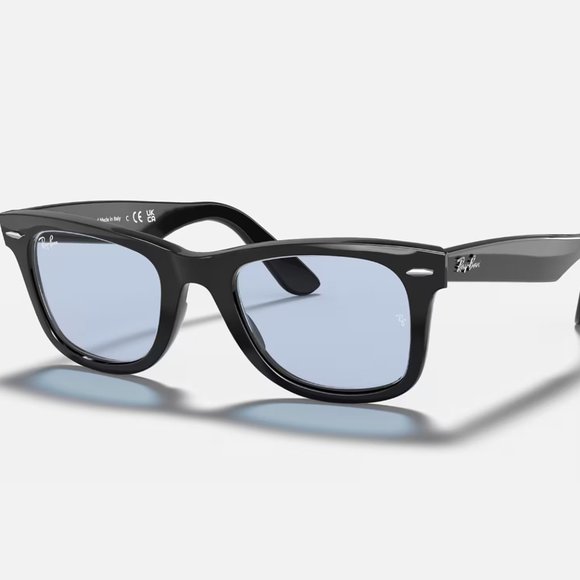 Ray-Ban Other - Ray-Ban Original Wayfarer Black Frame Washed Lenses Sunglasses
